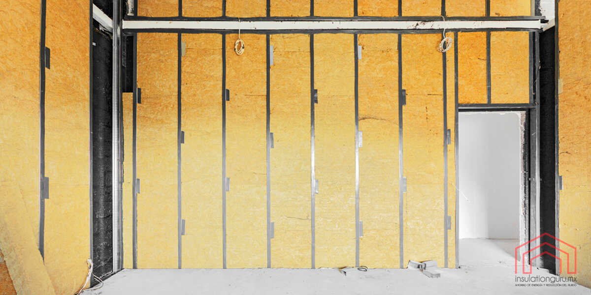 Placas y rollos de fibra de vidrio